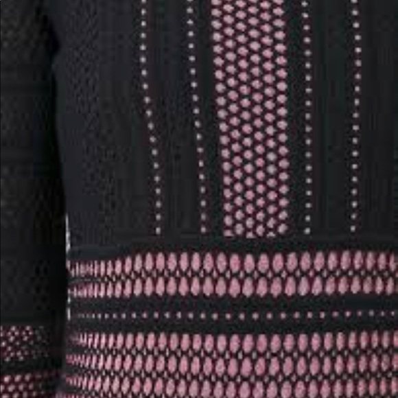 Meshwork dress - Picture 3 of 8